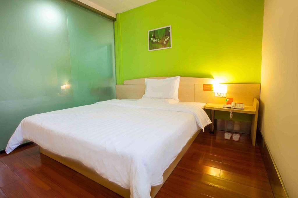 7Days Inn Qufu Sankong Room photo